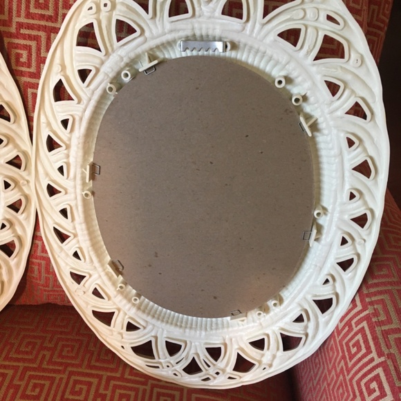 Home Interiors “Wicker-styled” white plastic wall art set includes 2 Butterflies - Picture 4 of 11